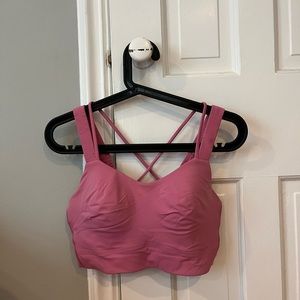 NWOT LULULEMON LIKE A CLOUD BRA *LIGHT SUPPORT, D/DD CUP Pink Blossom 6